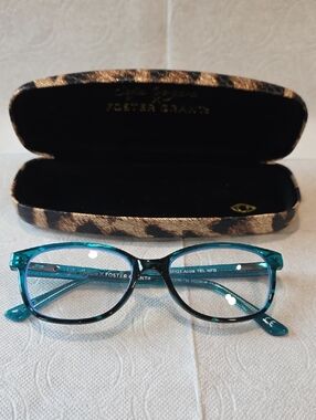Sofia By Sophia Vergara Foster Grant Teal and Black Women's Reading Glasses 1.25